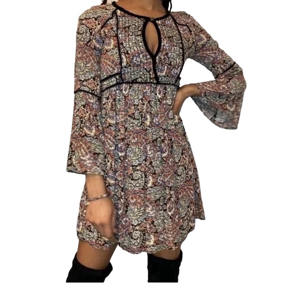 American Eagle Outfitters Dresses & Skirts - American Eagle Outfitters Dress Paisley Velvet Trim Bohemian Retro Size Small
